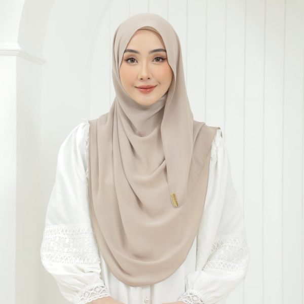 Instant Shawl Kayla - Ash Brown - Image 3