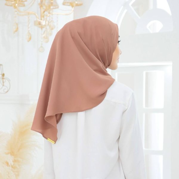 Tyra Tri Shawl - Choco - Image 2