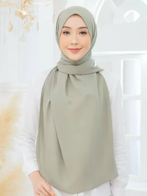 Tyra Curve Shawl - Matcha