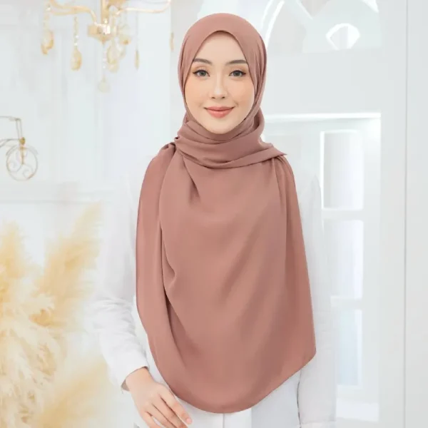 Tyra Curve Shawl - Milo