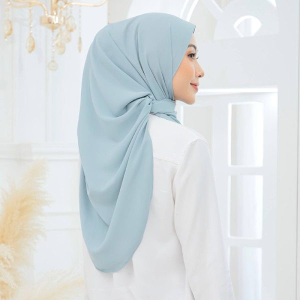Tyra Curve Shawl - Ocean - Image 2