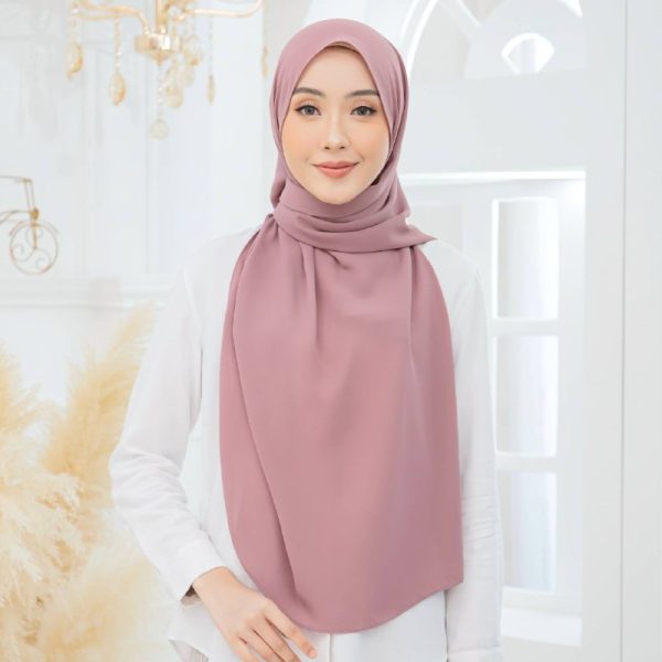 Tyra Curve Shawl - Plum - Image 3