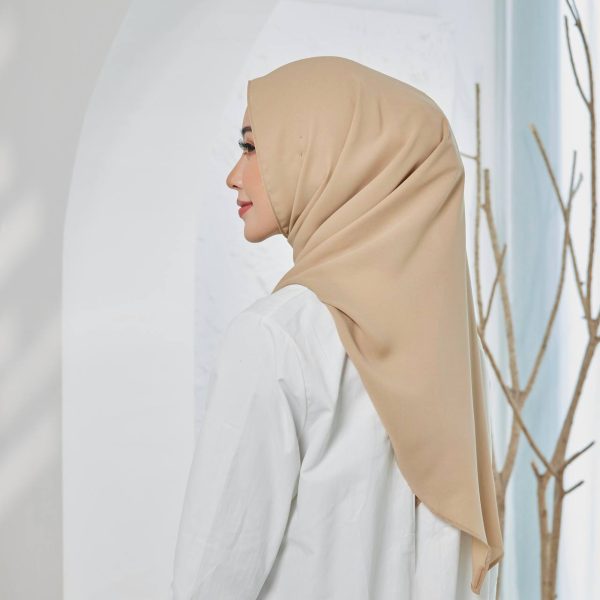 Tyra Tri Shawl - Coffee - Image 2