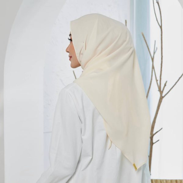 Tyra Tri Shawl - Vanilla - Image 2