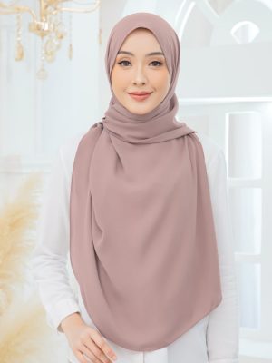 Tyra Curve Shawl - Plum Wood