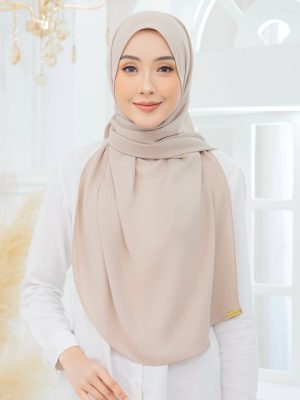 Tyra Curve Shawl - Beige