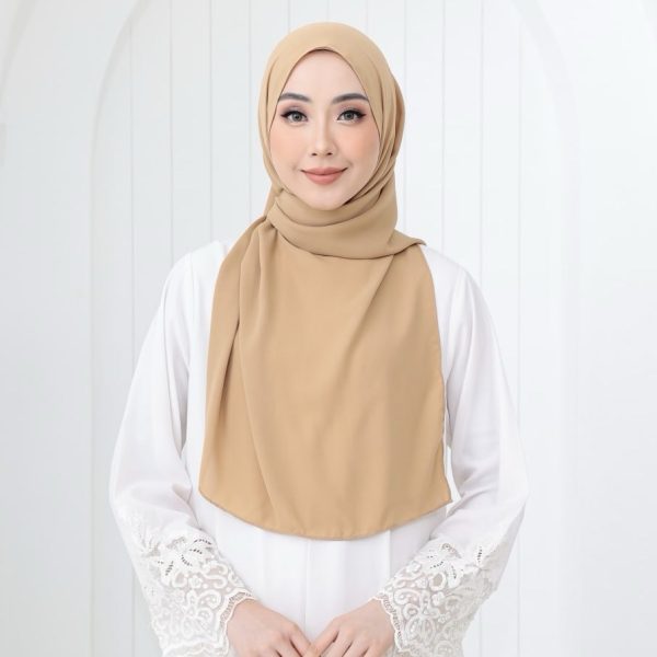 Tyra Curve Shawl - Biscoff - Image 3