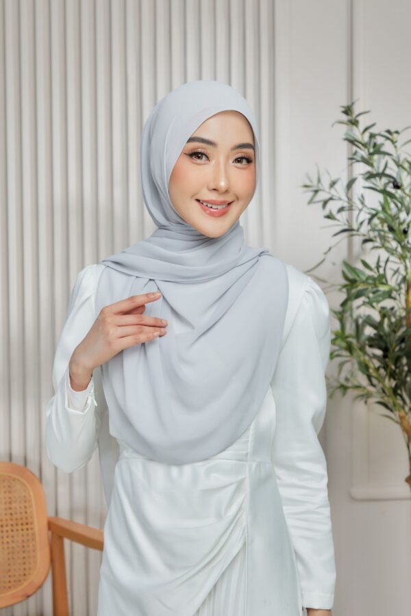 Semi Lazy Shawl - Sky Wind - Image 2