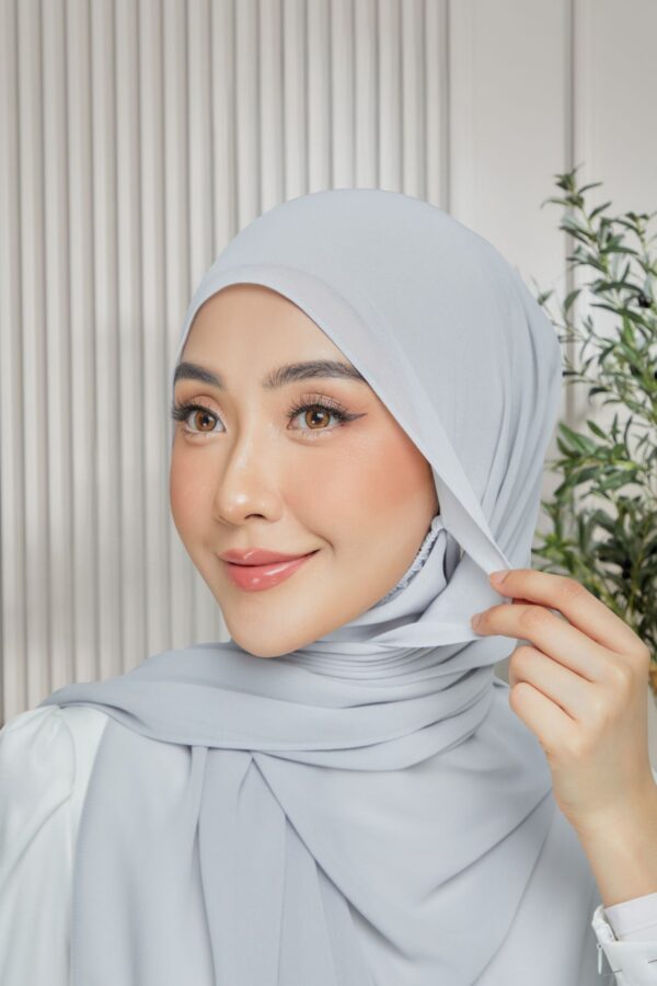 Semi Lazy Shawl - Sky Wind - Image 3
