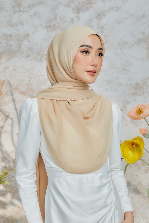 Semi Lazy Shawl - Creme Brulee - Image 2