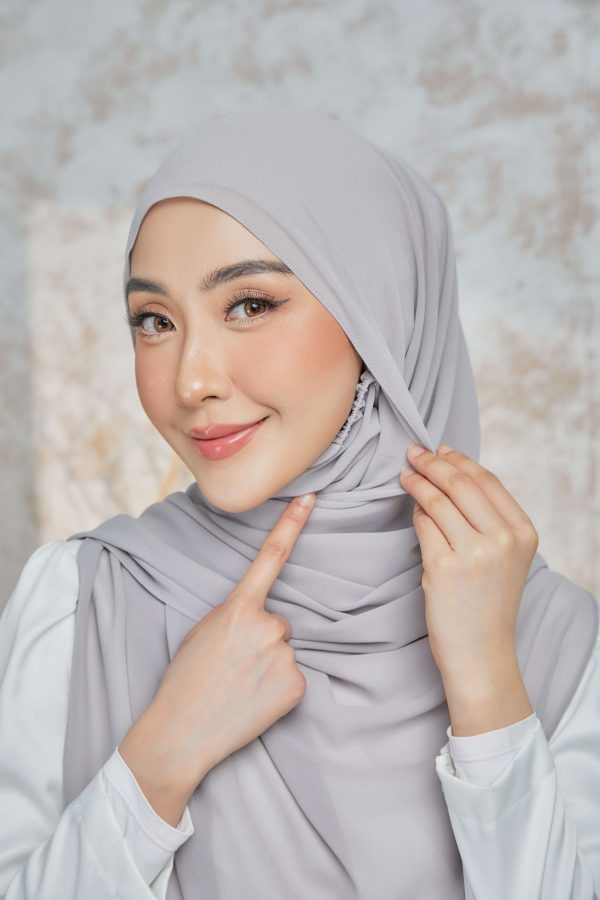 Semi Lazy Shawl - Dust Grey - Image 3